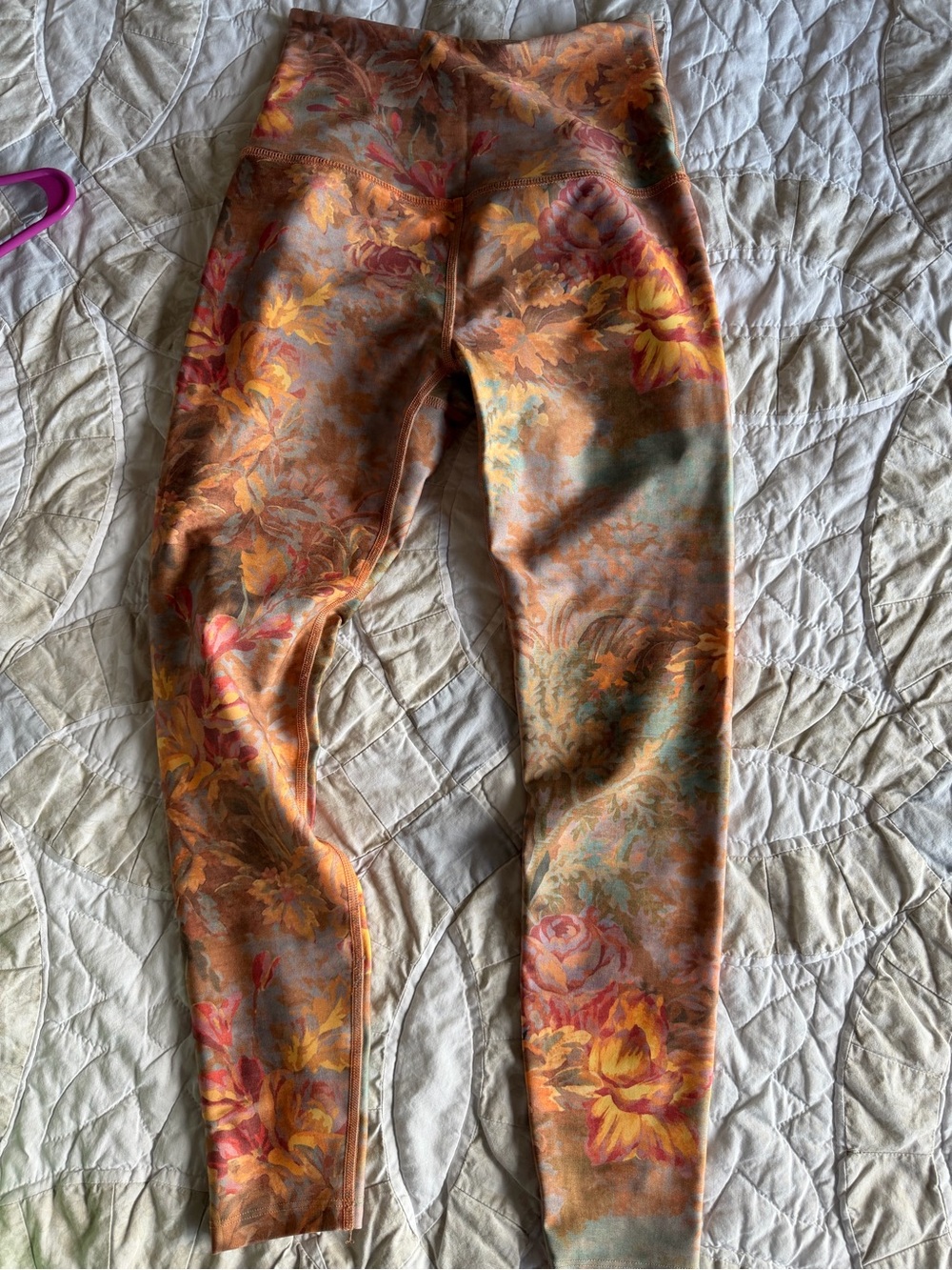 Beyond Yoga Floral Print Leggings in Orange and Pink